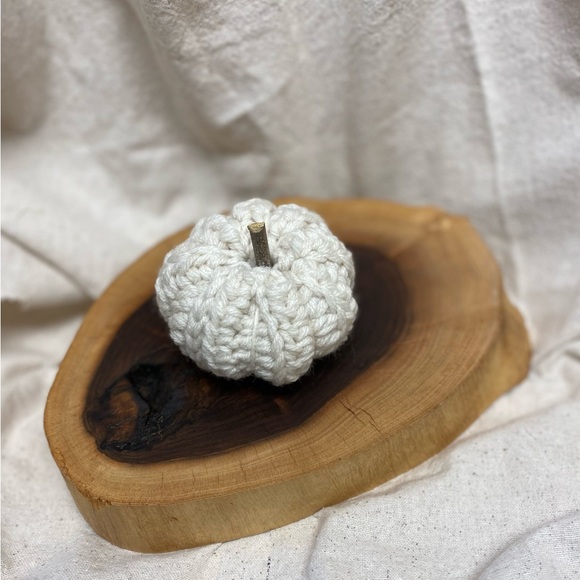 Fall neutral handmade pumpkin set of 3 - Picture 5 of 5